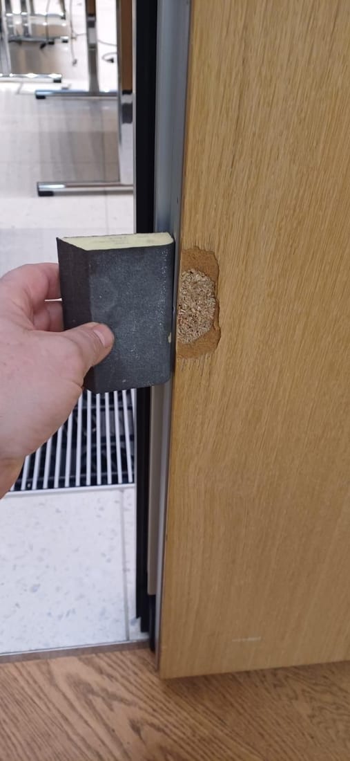 Door edge at the threshold Before