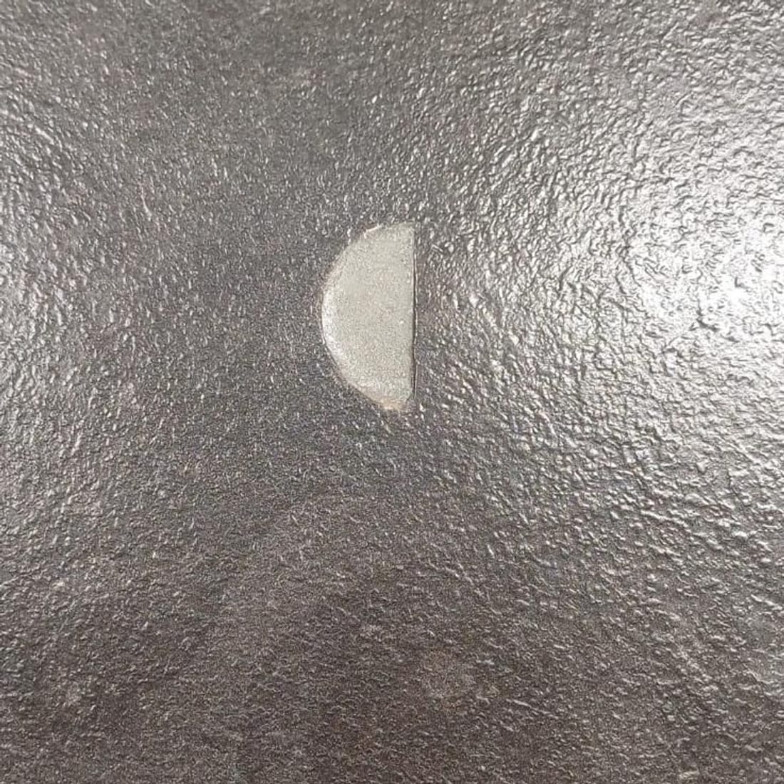 Demonstration: chip filled on one half, the other left untouched After